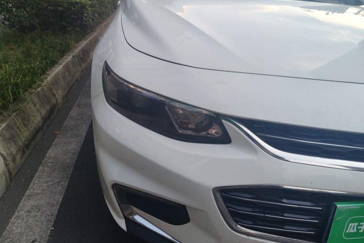 Used Chevrolet Malibu XL 2018 530T Automatic RuiChi Edition Right Front Headlight