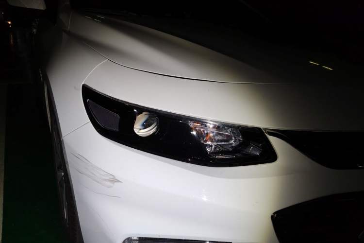 Used Chevrolet Malibu XL 2018 530T Automatic RuiChi Edition Right Front Headlight