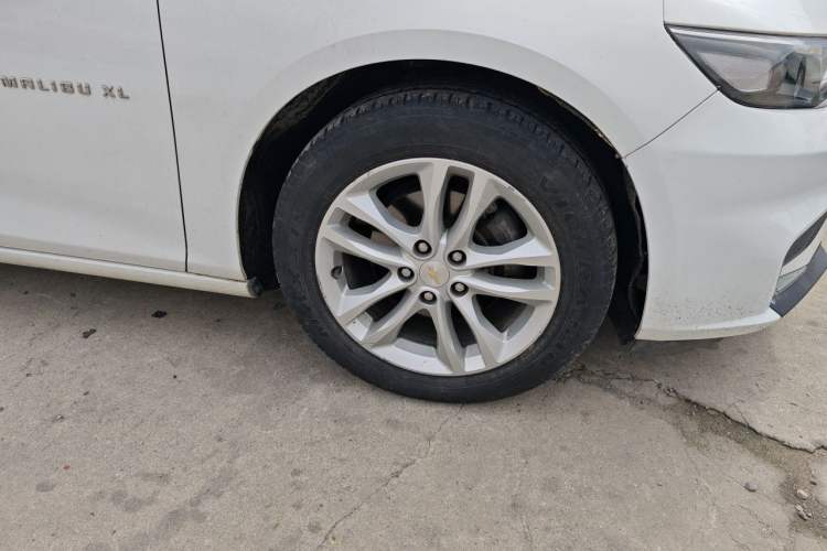 Used Chevrolet Malibu XL 2018 530T Automatic RuiChi Edition Right Front Wheel Hub