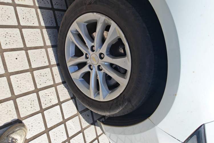 Used Chevrolet Malibu XL 2018 530T Automatic Ruiyi Edition Right Front Wheel Hub