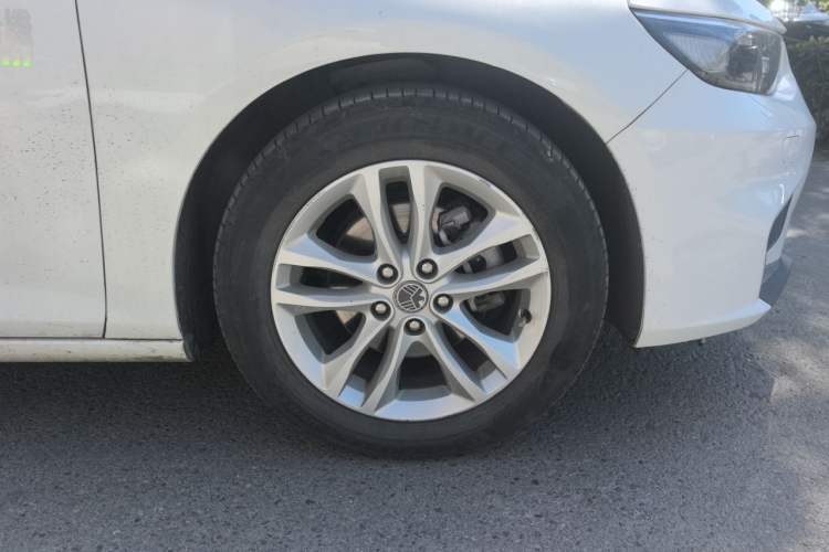 Used Chevrolet Malibu XL 2018 530T Automatic Ruiyi Edition Right Front Wheel Hub