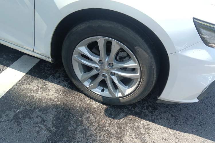 Used Chevrolet Malibu XL 2018 530T Automatic Ruiyi Edition Right Front Wheel Hub