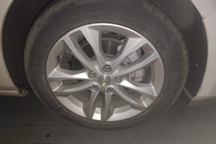 Used Chevrolet Malibu XL 2018 530T Automatic Ruiyi Edition Right Front Wheel Hub