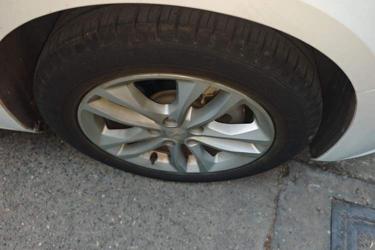 Used Chevrolet Malibu XL 2018 530T Automatic Ruiyi Edition Right Front Wheel Hub