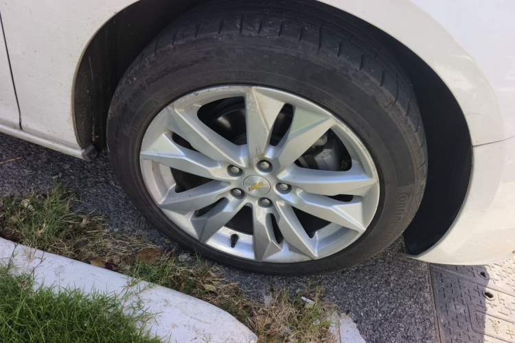 Used Chevrolet Malibu XL 2018 530T Dual-Clutch Ruiyao Edition Right Front Wheel Hub