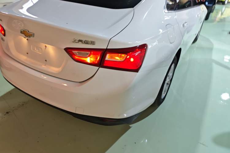 Used Chevrolet Malibu XL 2018 530T Automatic Luxury Edition Right Rear Taillight