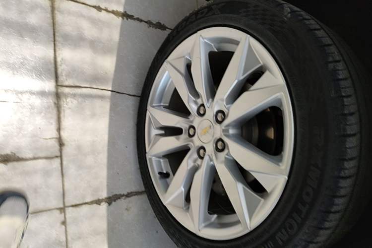Used Chevrolet Malibu XL 2018 530T Dual-Clutch Ruiyao Edition Right Rear Wheel Hub