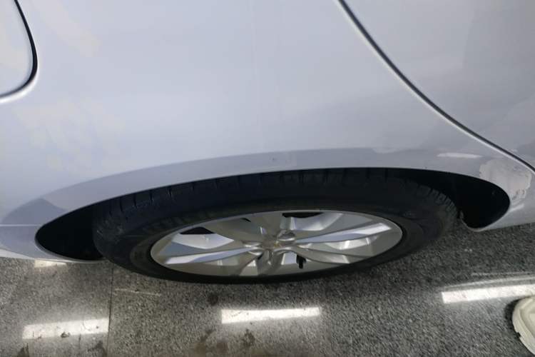 Used Chevrolet Malibu XL 2018 530T Automatic RuiChi Edition Right Rear Wheel Hub