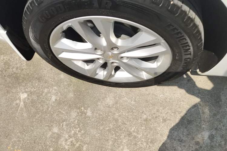 Used Chevrolet Malibu XL 2018 530T Automatic RuiChi Edition Right Rear Wheel Hub