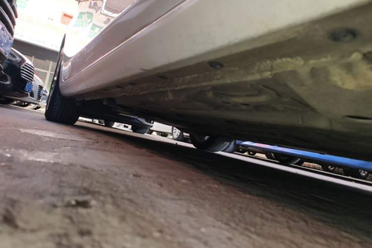 Used Chevrolet Malibu XL 2018 530T Automatic RuiChi Edition Right Side Sill