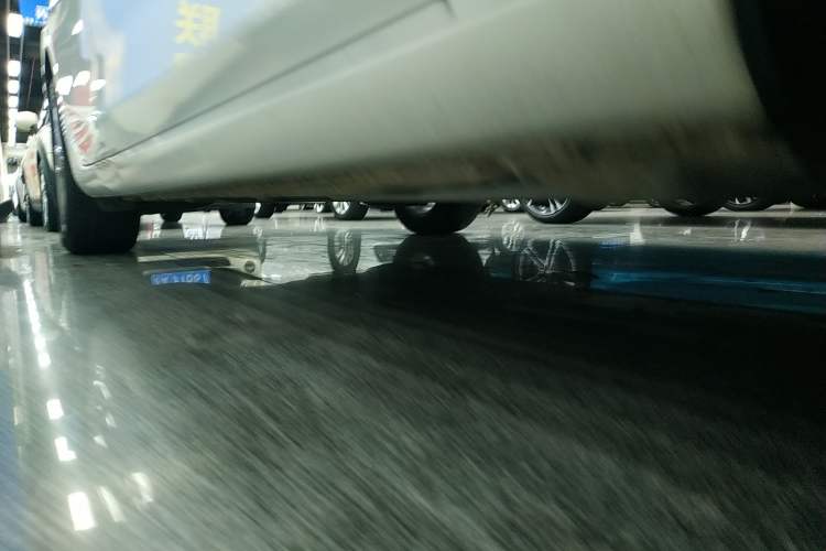 Used Chevrolet Malibu XL 2018 530T Automatic RuiChi Edition Right Side Sill