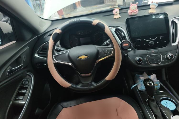 Used Chevrolet Malibu XL 2018 530T Automatic RuiChi Edition Steering Wheel