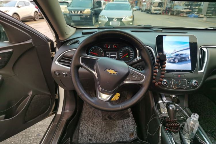 Used Chevrolet Malibu XL 2018 530T Automatic RuiChi Edition Steering Wheel