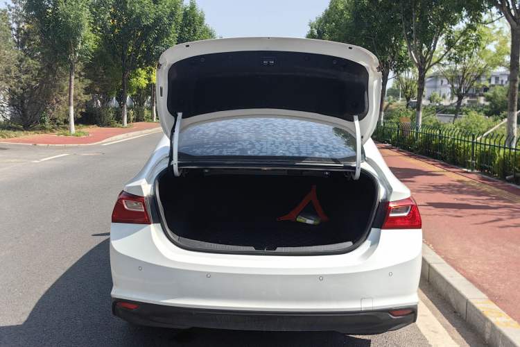 Used Chevrolet Malibu XL 2018 530T Automatic Ruiyi Edition Trunk