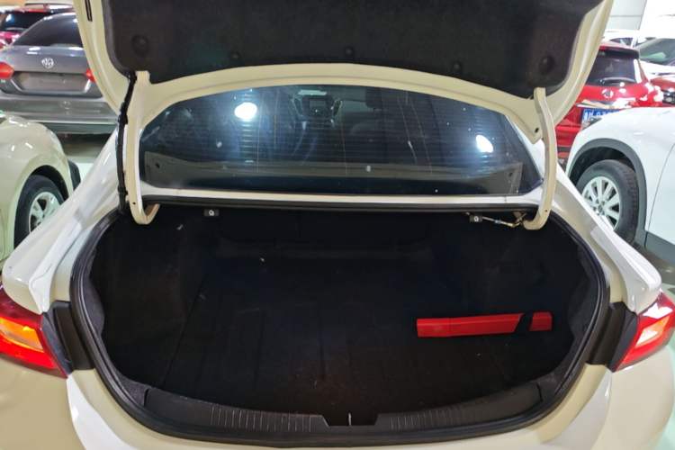 Used Chevrolet Malibu XL 2018 530T Automatic Luxury Edition Trunk