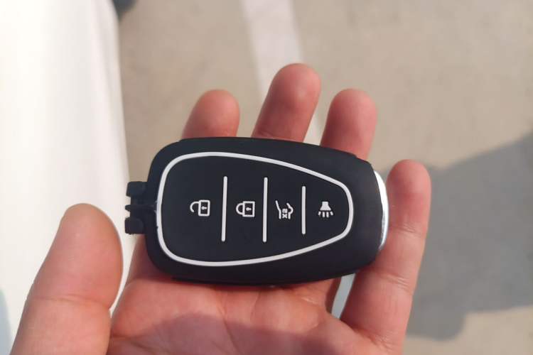 Used Chevrolet Malibu XL 2018 530T Automatic RuiChi Edition Vehicle Key