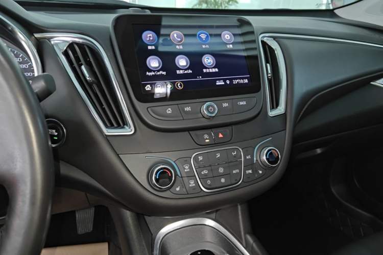 Used Chevrolet Malibu XL 2019 535T CVT Active Version Audio And AC Panel