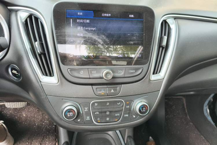 Used Chevrolet Malibu XL 2019 535T CVT Active Version Audio And AC Panel