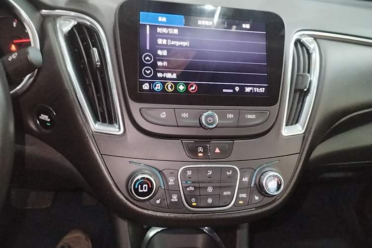 Used Chevrolet Malibu XL 2019 535T CVT RuiLian Edition Audio And AC Panel