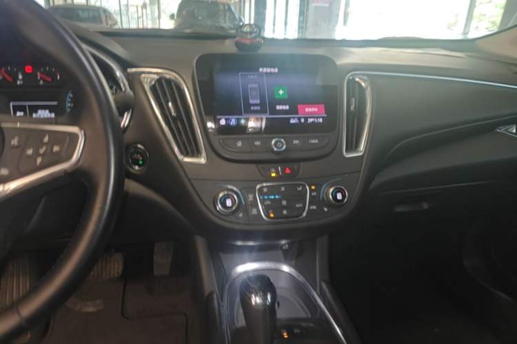 Used Chevrolet Malibu XL 2019 535T CVT Active Version Audio And AC Panel