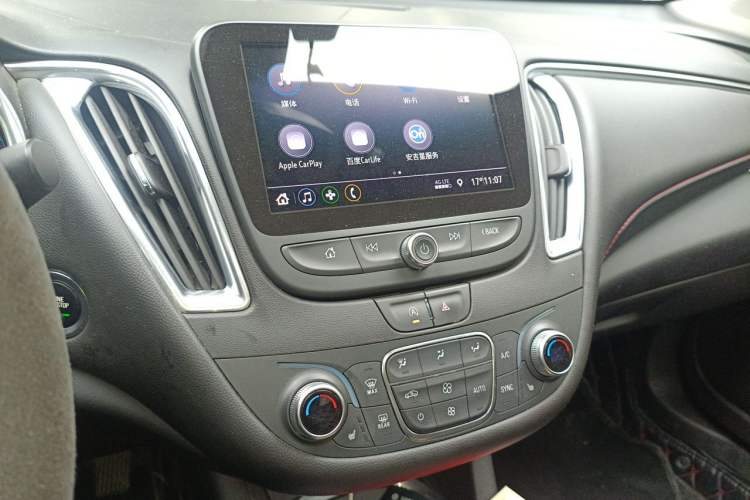 Used Chevrolet Malibu XL 2019 Redline 550T Automatic Sport Edition Audio And AC Panel