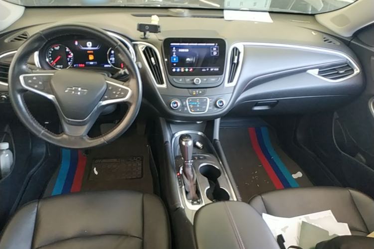 Used Chevrolet Malibu XL 2019 Redline 550T Automatic RuiLian Edition Center Console