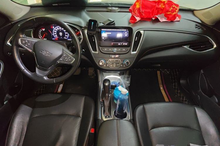 Used Chevrolet Malibu XL 2019 Redline 550T Automatic RuiLian Edition Center Console