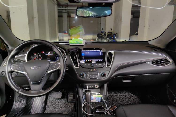 Used Chevrolet Malibu XL 2019 Redline 550T Automatic RuiLian Edition Center Console