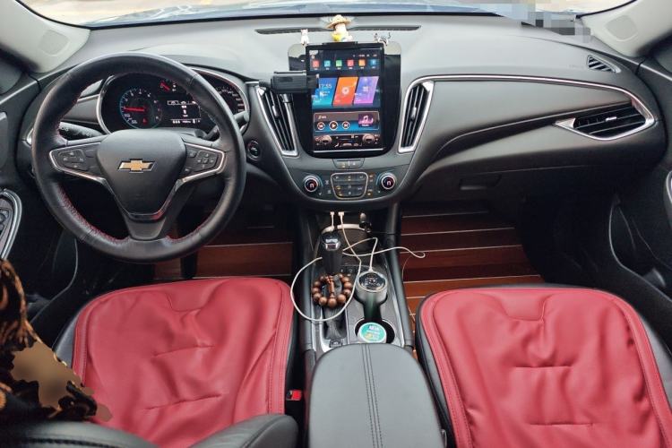 Used Chevrolet Malibu XL 2019 535T CVT Active Version Center Console