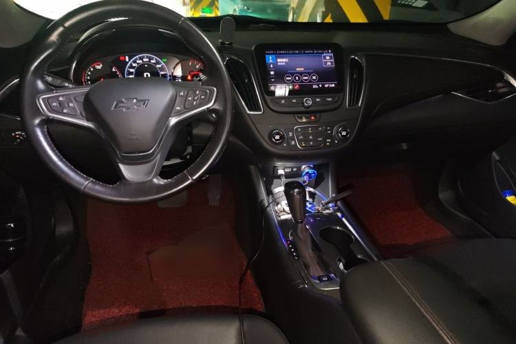 Used Chevrolet Malibu XL 2019 Redline 550T Automatic RuiLian Edition Center Console