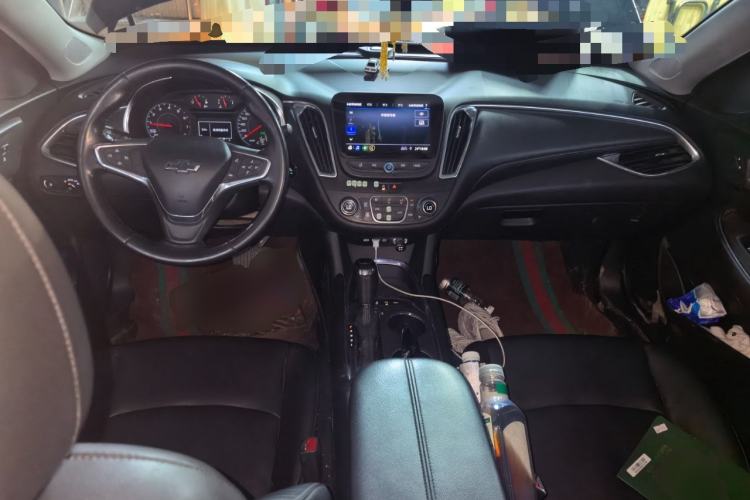 Used Chevrolet Malibu XL 2019 535T CVT Active Version Center Console