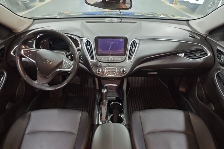 Used Chevrolet Malibu XL 2019 Redline 550T Automatic RuiLian Edition Center Console