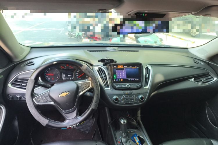 Used Chevrolet Malibu XL 2019 535T CVT Active Version Center Console