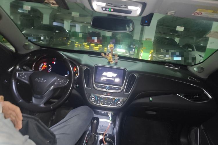 Used Chevrolet Malibu XL 2019 Redline 550T Automatic RuiLian Edition Center Console