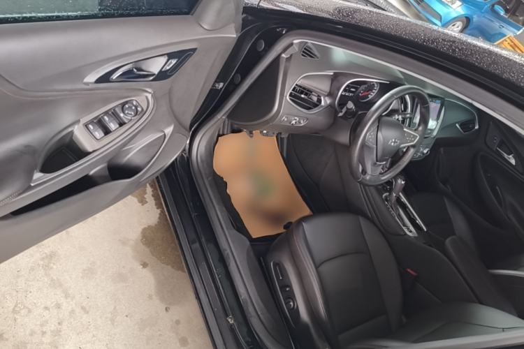 Used Chevrolet Malibu XL 2019 Redline 550T Automatic Sport Edition Driver Seat