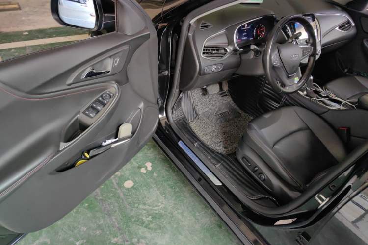 Used Chevrolet Malibu XL 2019 Redline 550T Automatic RuiLian Edition Driver Seat