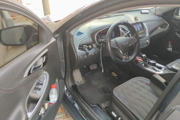 Used Chevrolet Malibu XL 2019 Redline 550T Automatic Sport Edition Driver Seat