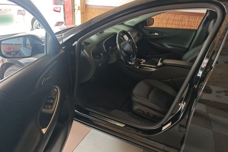 Used Chevrolet Malibu XL 2019 Redline 550T Automatic RuiLian Edition Driver Seat
