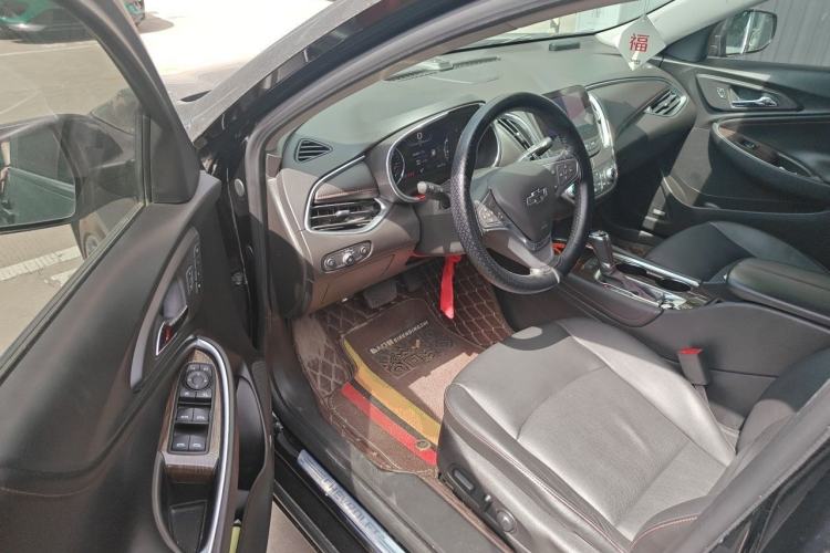 Used Chevrolet Malibu XL 2019 Redline 550T Automatic Smart Edition Driver Seat