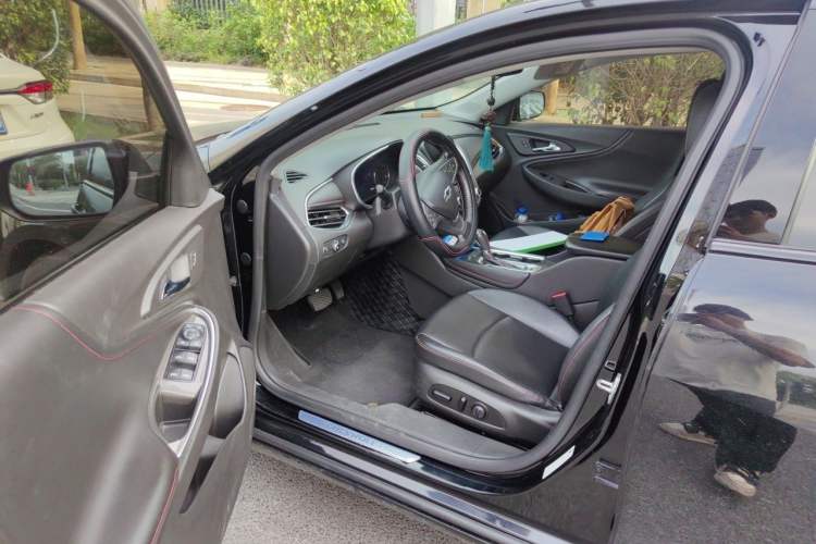 Used Chevrolet Malibu XL 2019 Redline 550T Automatic RuiLian Edition Driver Seat