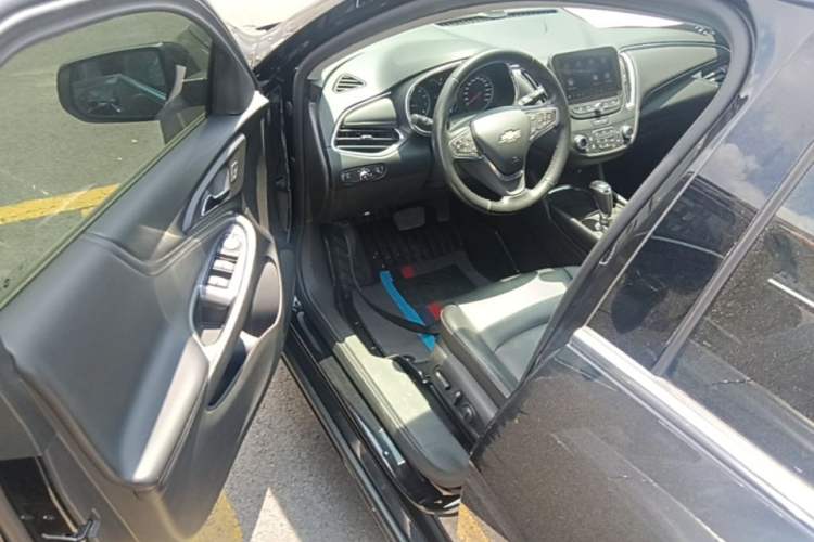 Used Chevrolet Malibu XL 2019 535T CVT Active Version Driver Seat