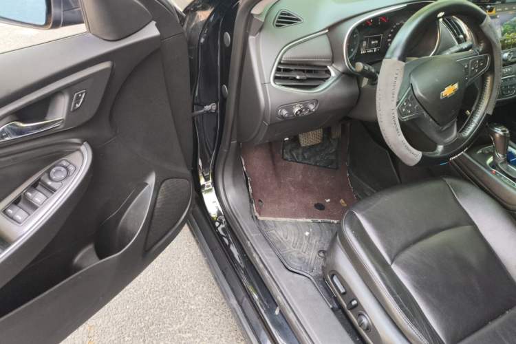 Used Chevrolet Malibu XL 2019 535T CVT Active Version Driver Seat