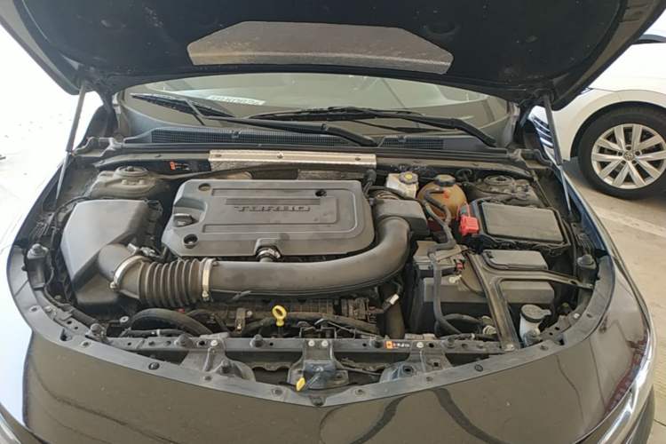 Used Chevrolet Malibu XL 2019 Redline 550T Automatic RuiLian Edition Engine Bay