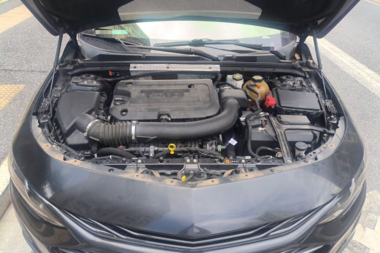 Used Chevrolet Malibu XL 2019 Redline 550T Automatic Sport Edition Engine Bay