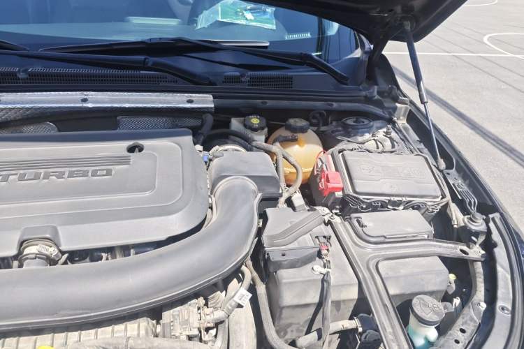 Used Chevrolet Malibu XL 2019 Redline 550T Automatic Smart Edition Engine Bay Left