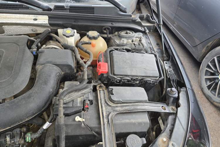 Used Chevrolet Malibu XL 2019 Redline 550T Automatic Sport Edition Engine Bay Left