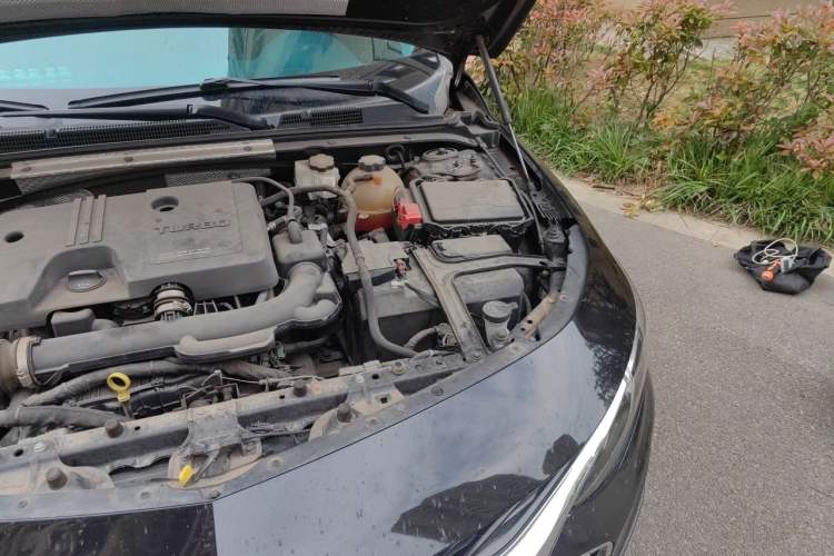 Used Chevrolet Malibu XL 2019 535T CVT Active Version Engine Bay Left