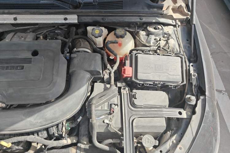 Used Chevrolet Malibu XL 2019 Redline 550T Automatic Smart Edition Engine Bay Left