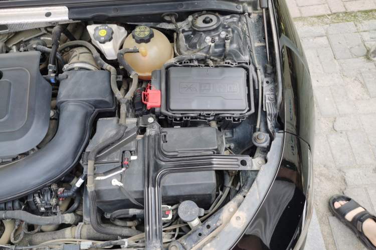 Used Chevrolet Malibu XL 2019 Redline 550T Automatic Sport Edition Engine Bay Left