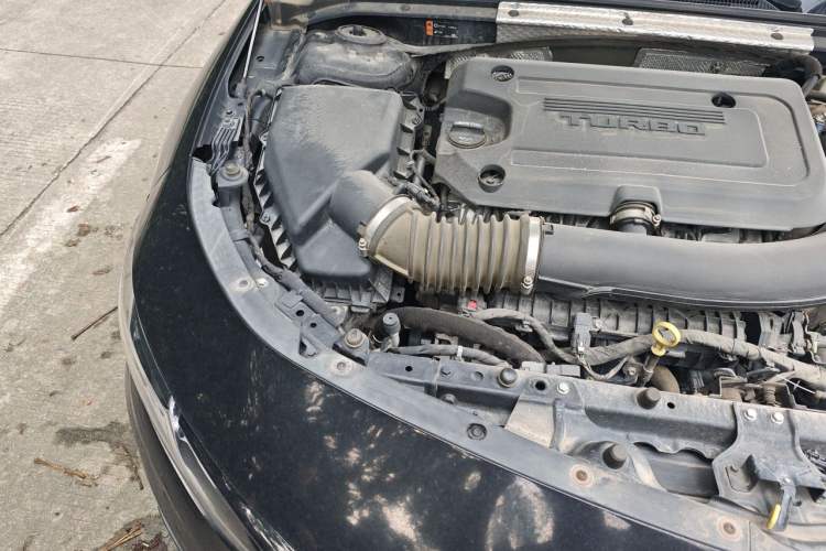 Used Chevrolet Malibu XL 2019 Redline 550T Automatic Sport Edition Engine Bay Right